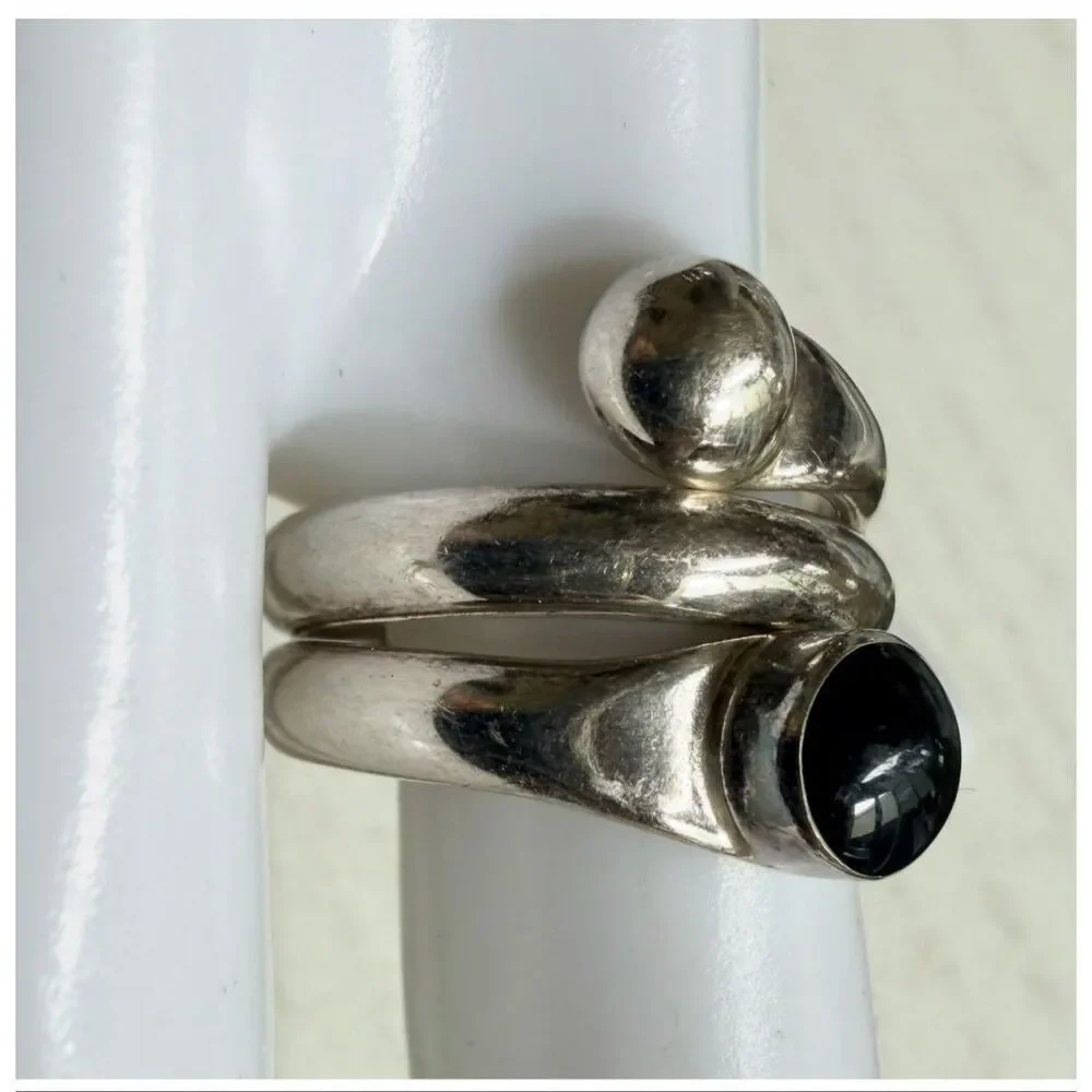 Vintage Sterling Silver 925 Modernist Wrap Ring Black Onyx